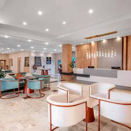 Story & Spa Hotel 4*