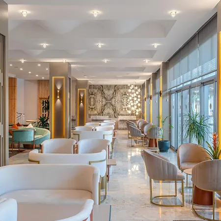 Story & Hotel